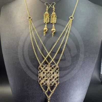 Arabesque Necklace and Earrings Set