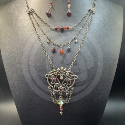 Garnet Baroque Necklace and Earrings Set