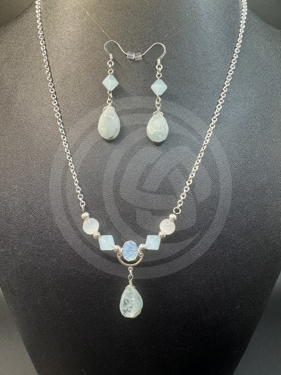 "Debbie" Necklace and Earrings Set - Aquamarine